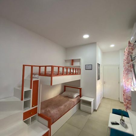Ayso Inn Tirana City Center ภายนอก รูปภาพ