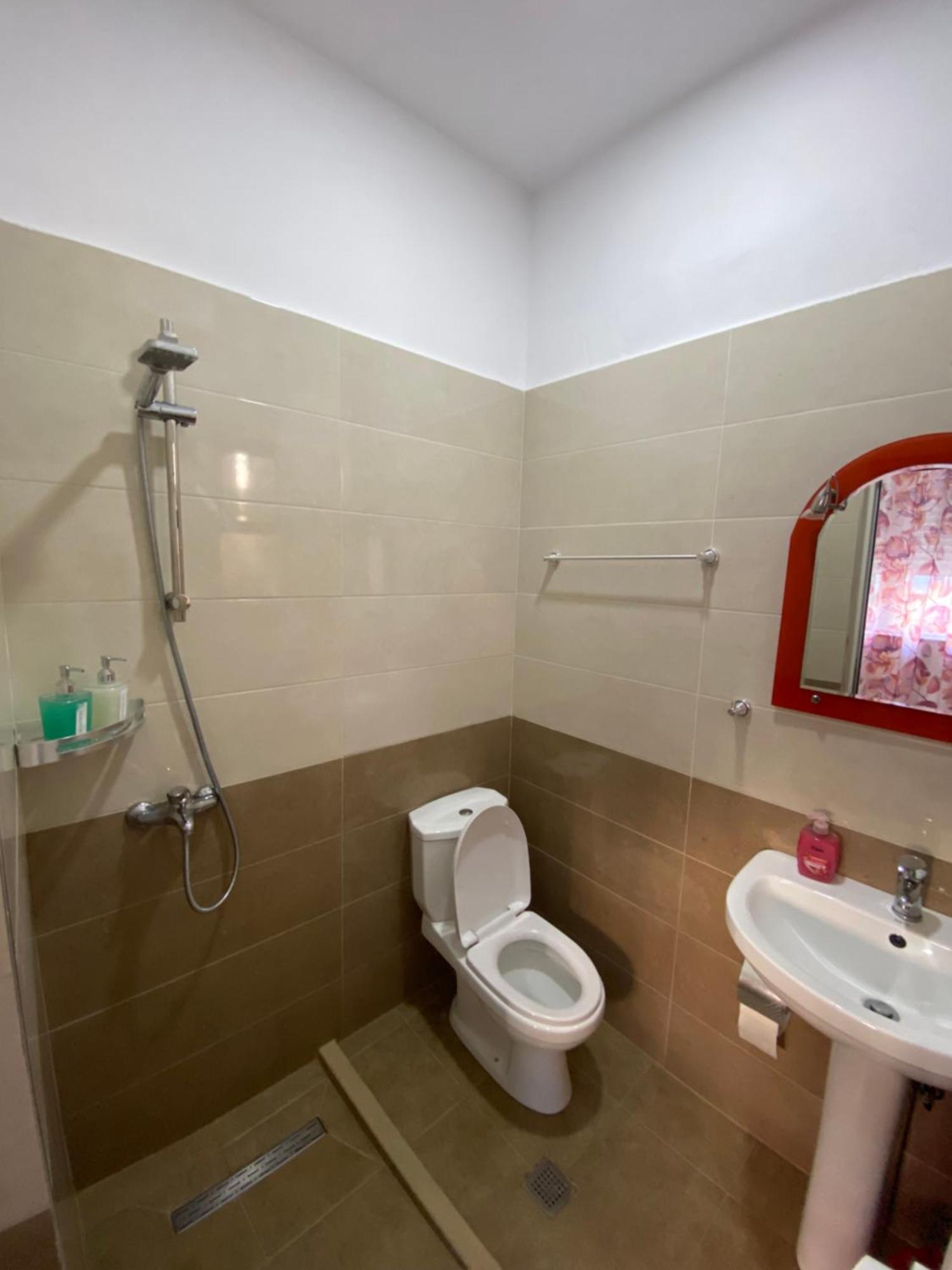 Ayso Inn Tirana City Center ภายนอก รูปภาพ